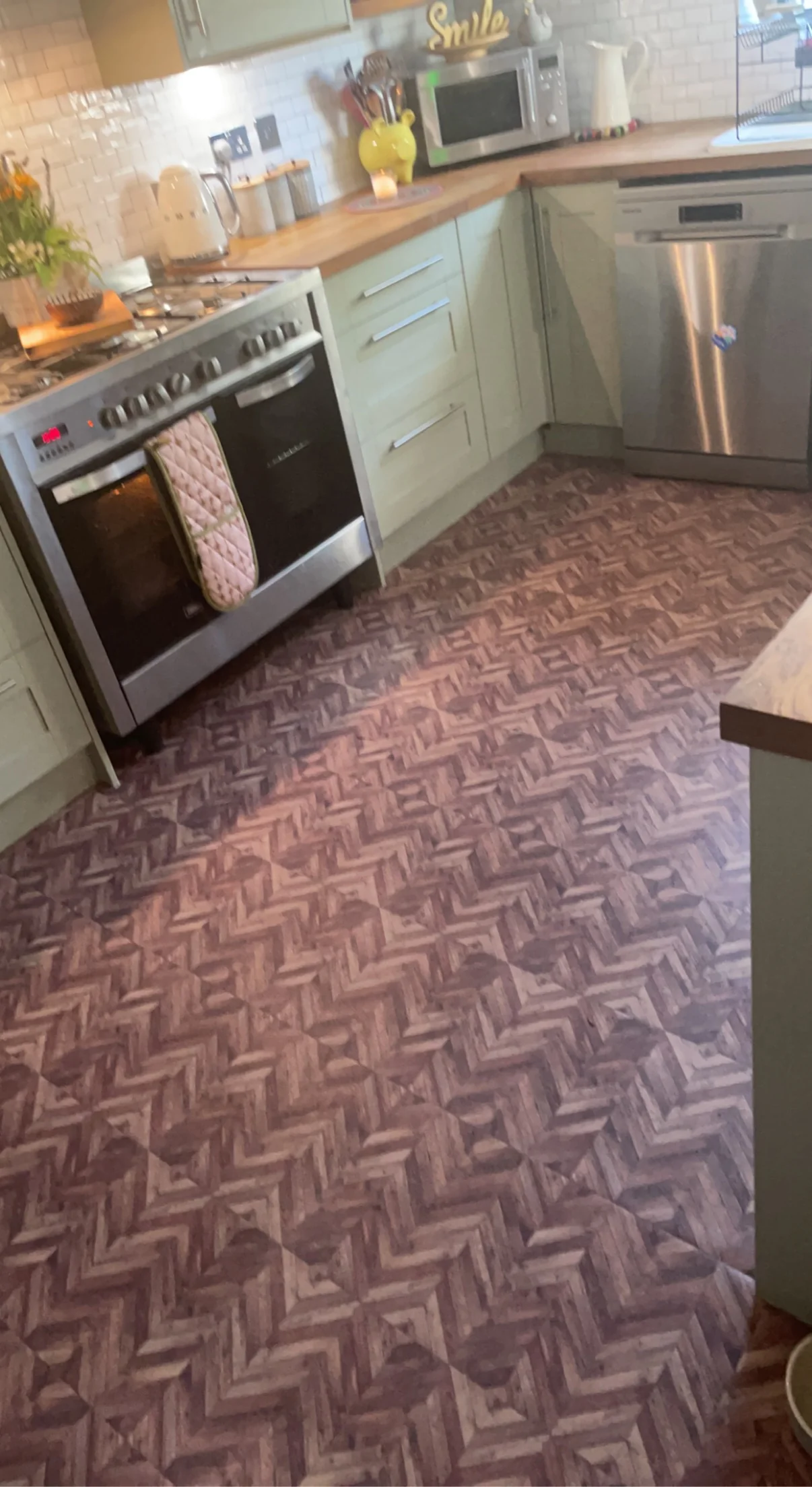 Wood Chevron Premium Peel & Stick Tiles - Image 7